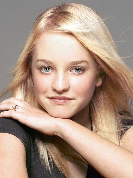 Sierra_Color-Headshot_eye_redo_3_Final_preview